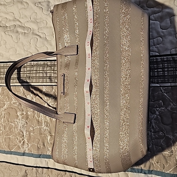 Handbags - Kate Spade purse